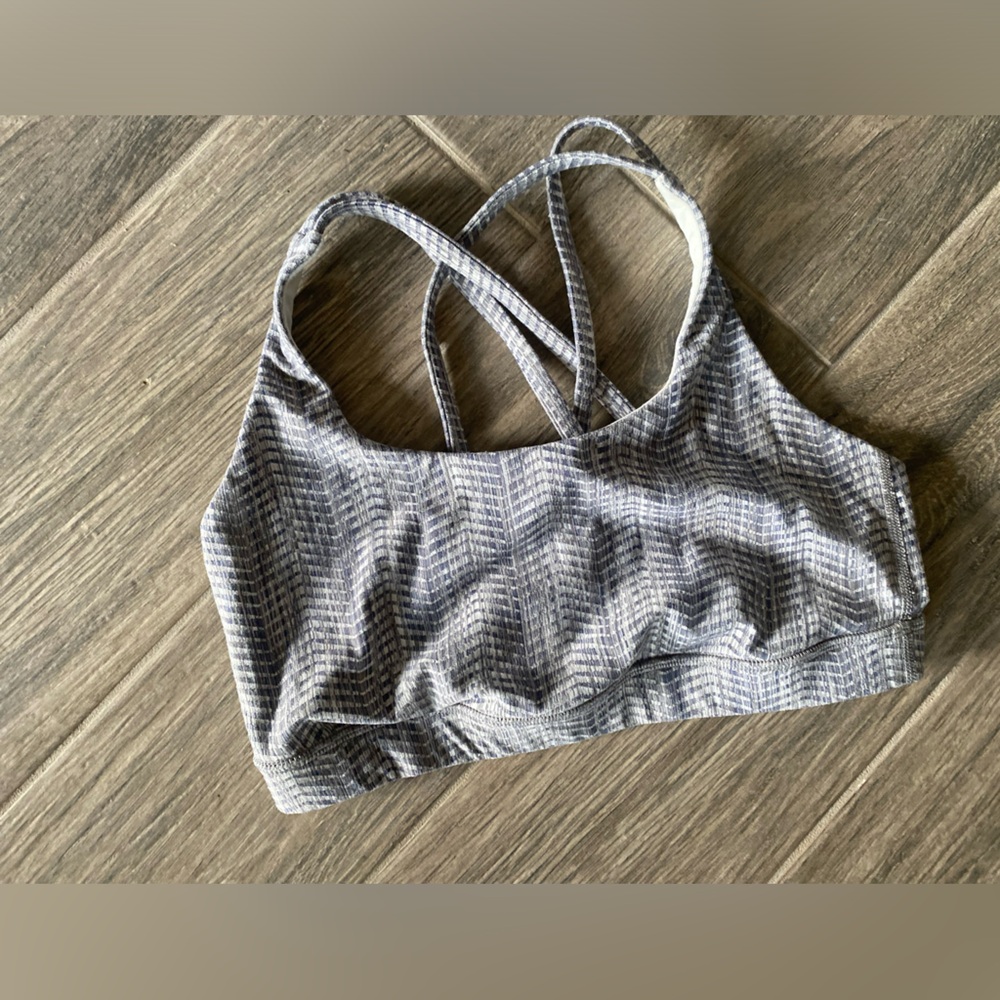 Lululemon Gray Patterned Strappy Bralette with pads Size 8